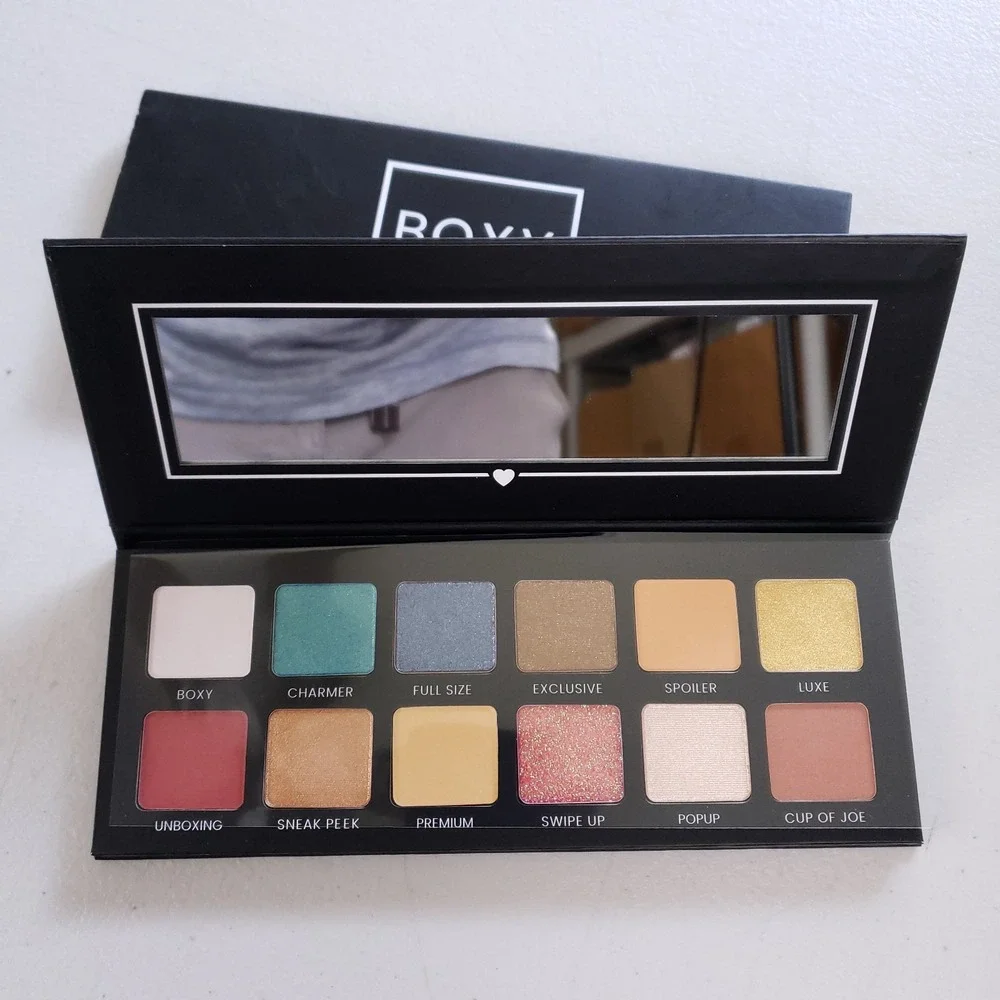 BoxyCharm 12 Color Eyeshadow Palette Pigmented Blendable‎ Matte Shimmer Glam